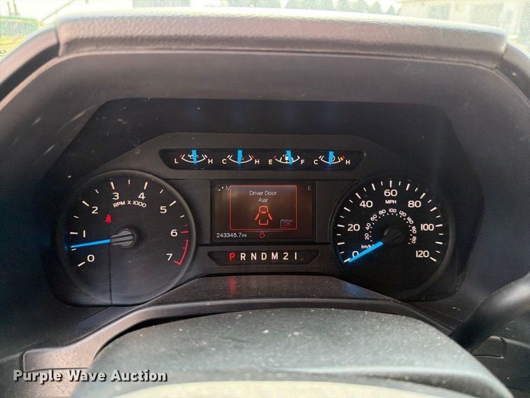 image for item DV8536 2017 Ford F150 Ext. Cab pickup truck