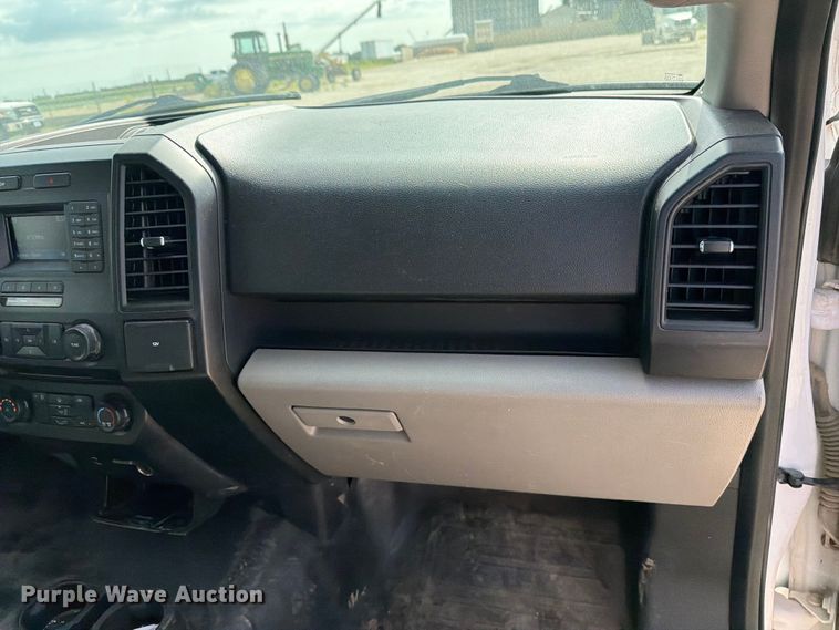 image for item DV8536 2017 Ford F150 Ext. Cab pickup truck