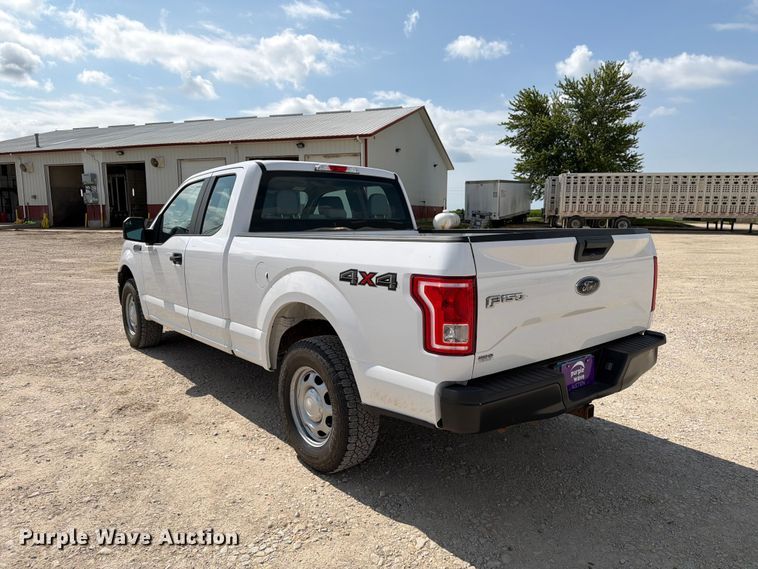 image for item DV8537 2017 Ford F150 Ext. Cab pickup truck