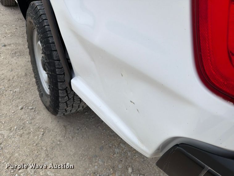 image for item DV8538 2020 Ford Ranger Crew Cab pickup truck