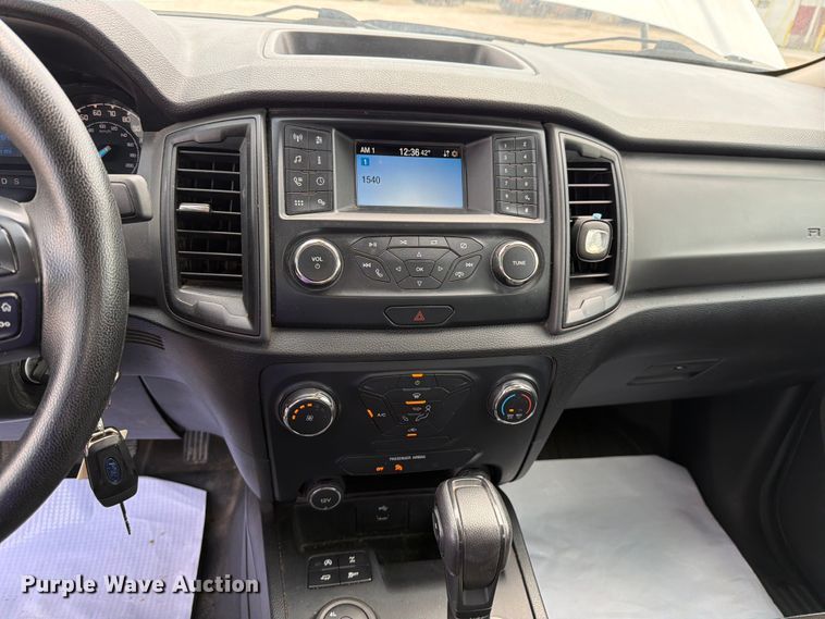 image for item DV8538 2020 Ford Ranger Crew Cab pickup truck