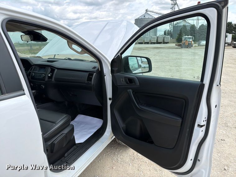 image for item DV8538 2020 Ford Ranger Crew Cab pickup truck