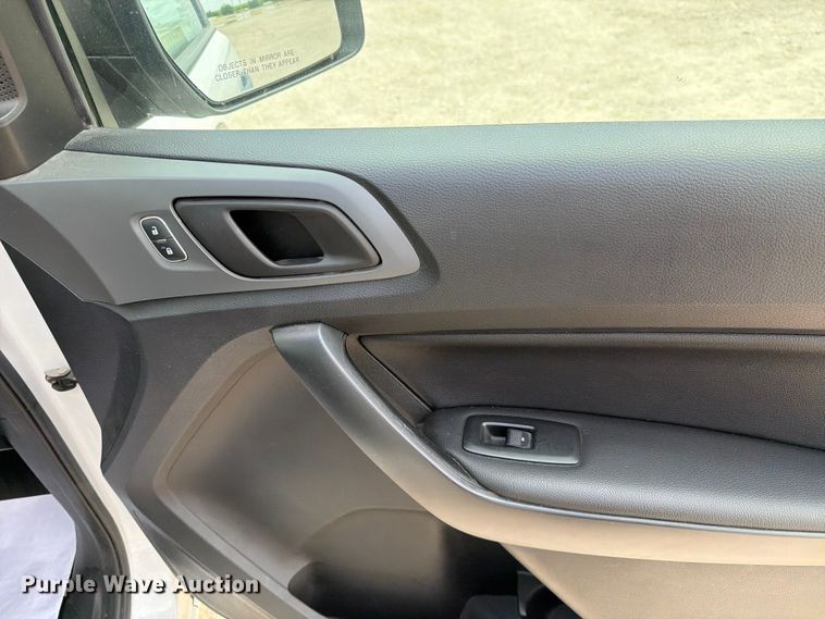 image for item DV8538 2020 Ford Ranger Crew Cab pickup truck