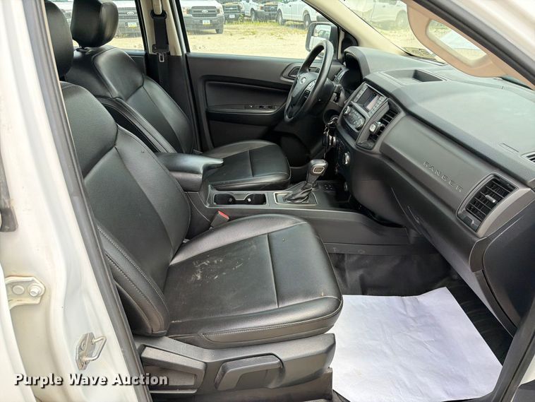 image for item DV8538 2020 Ford Ranger Crew Cab pickup truck
