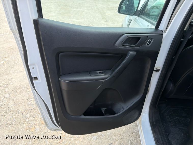 image for item DV8538 2020 Ford Ranger Crew Cab pickup truck