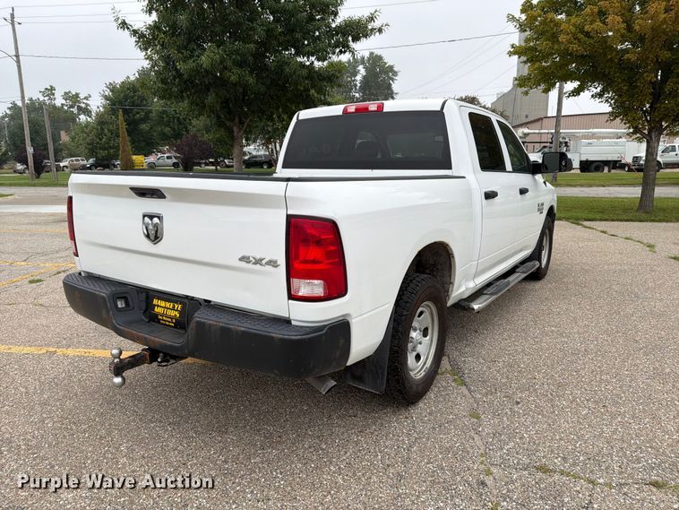 image for item DV8542 2019 RAM 1500 Crew Cab pickup truck