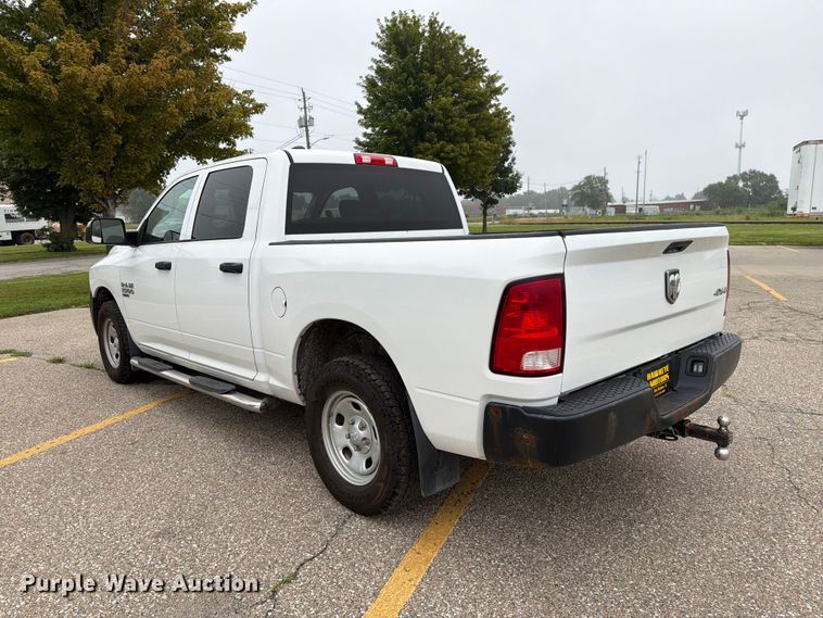 image for item DV8542 2019 RAM 1500 Crew Cab pickup truck