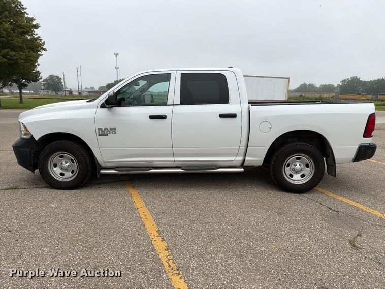 image for item DV8542 2019 RAM 1500 Crew Cab pickup truck
