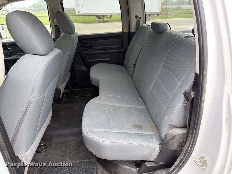 image for item DV8542 2019 RAM 1500 Crew Cab pickup truck