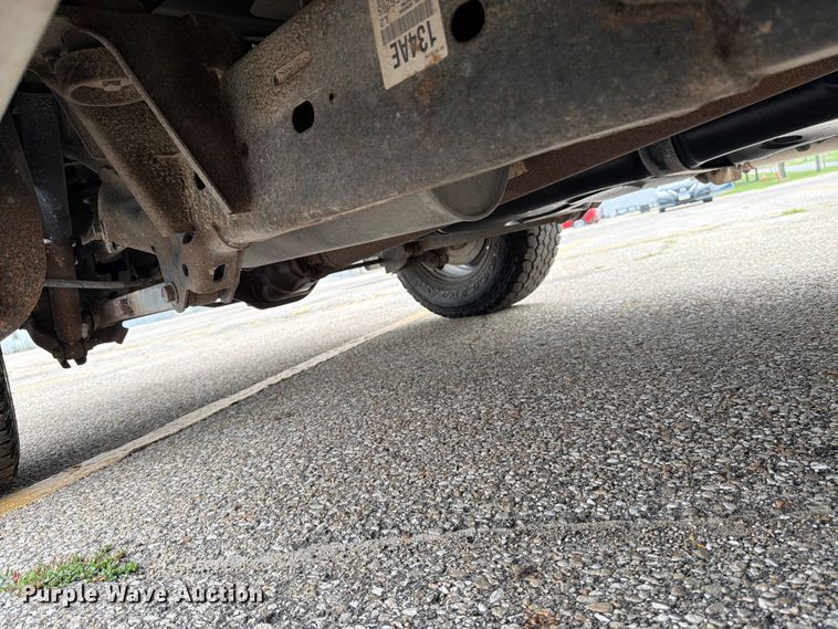 image for item DV8542 2019 RAM 1500 Crew Cab pickup truck
