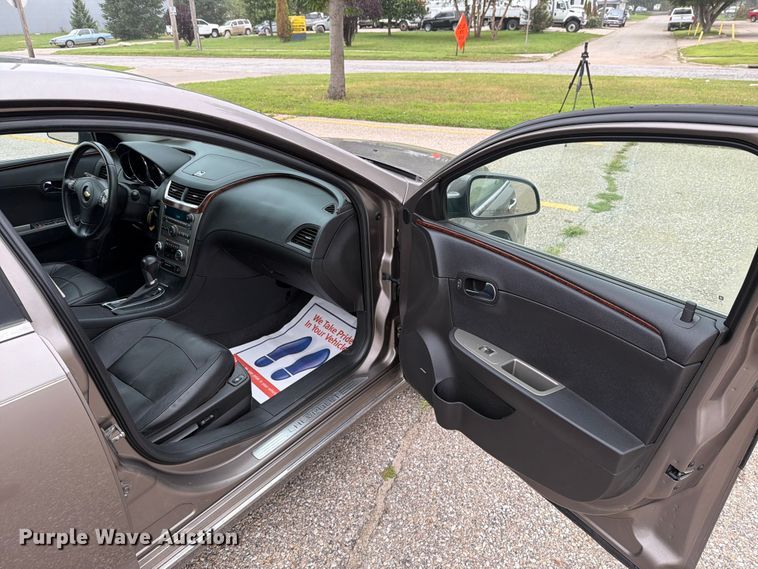 image for item DV8543 2012 Chevrolet Malibu 