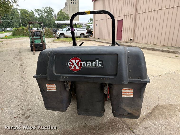 image for item DV8551 Exmark E-Series ZTR lawn mower