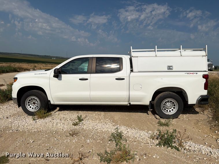 image for item DV8553 2023 Chevrolet Silverado 1500 Crew Cab pickup truck