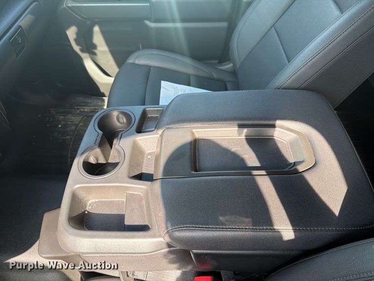 image for item DV8553 2023 Chevrolet Silverado 1500 Crew Cab pickup truck