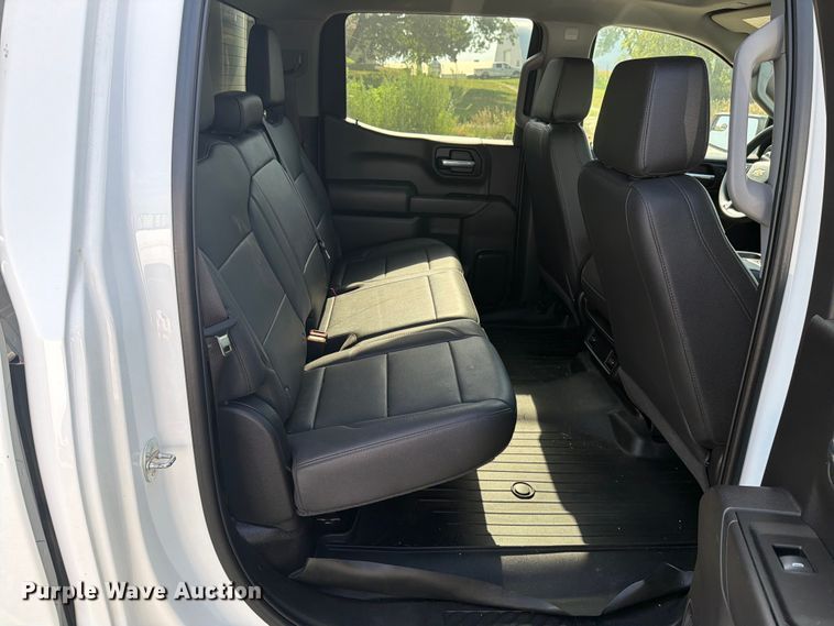 image for item DV8553 2023 Chevrolet Silverado 1500 Crew Cab pickup truck
