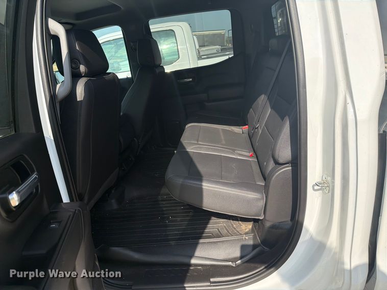 image for item DV8553 2023 Chevrolet Silverado 1500 Crew Cab pickup truck