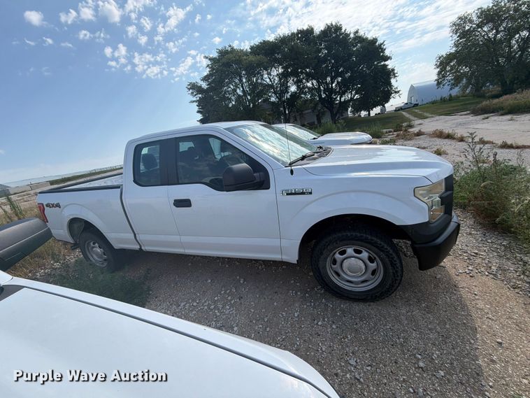 image for item DV8554 2015 Ford F150 Ext. Cab pickup truck