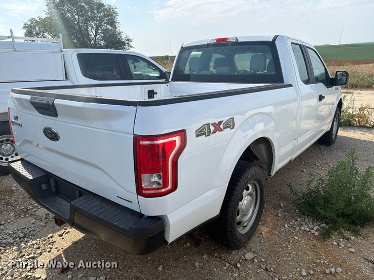image for item DV8554 2015 Ford F150 Ext. Cab pickup truck