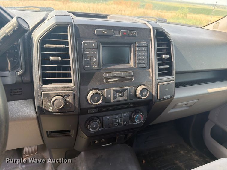 image for item DV8554 2015 Ford F150 Ext. Cab pickup truck