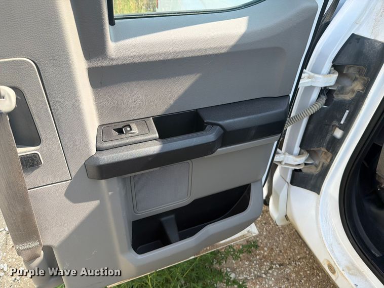 image for item DV8554 2015 Ford F150 Ext. Cab pickup truck