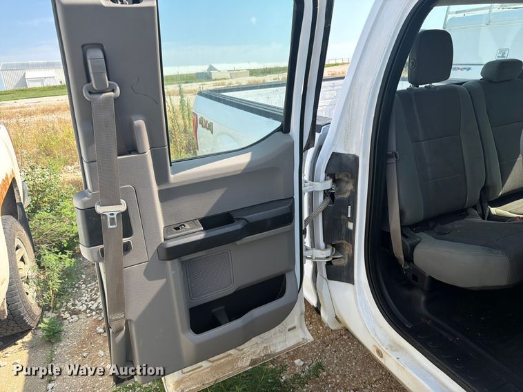 image for item DV8554 2015 Ford F150 Ext. Cab pickup truck