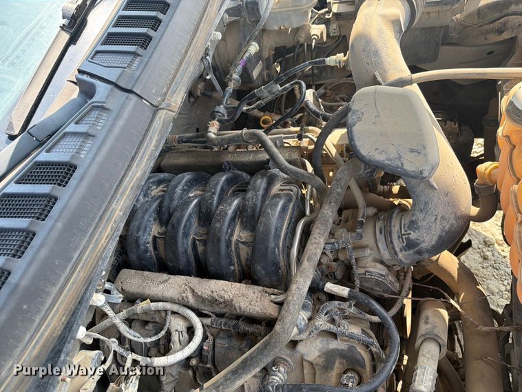 image for item DV8554 2015 Ford F150 Ext. Cab pickup truck
