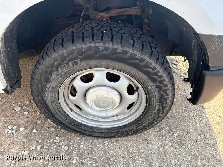 image for item DV8554 2015 Ford F150 Ext. Cab pickup truck