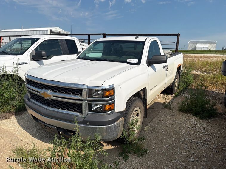2014 Chevrolet Silverado pickup truck