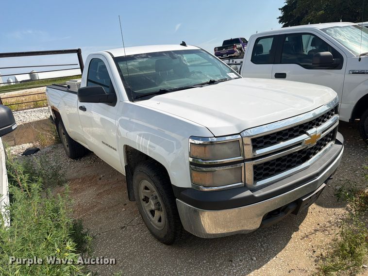 image for item DV8555 2014 Chevrolet Silverado pickup truck
