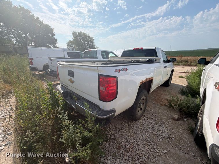 image for item DV8555 2014 Chevrolet Silverado pickup truck