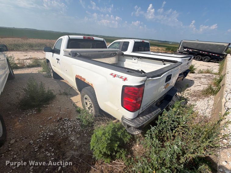 image for item DV8555 2014 Chevrolet Silverado pickup truck