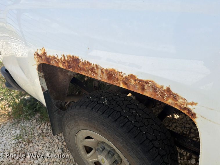 image for item DV8555 2014 Chevrolet Silverado pickup truck