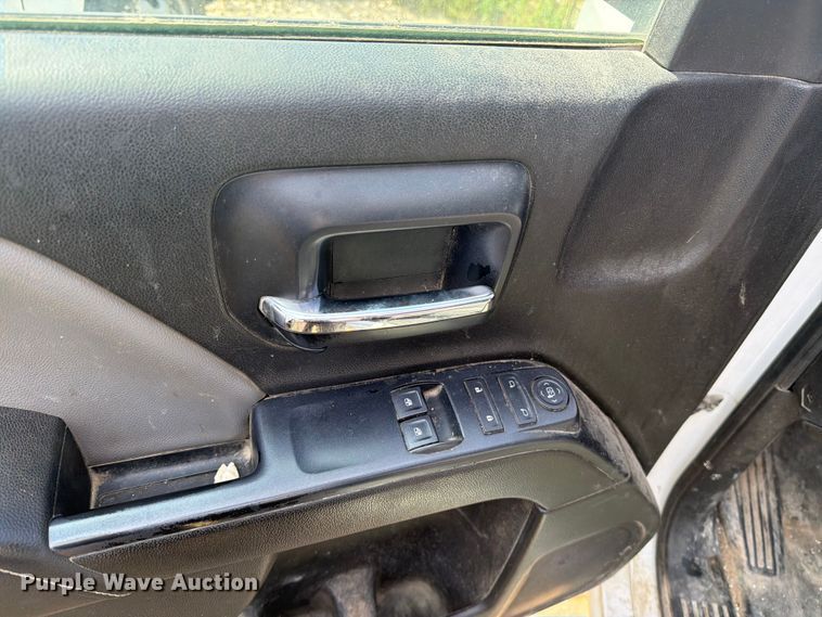 image for item DV8555 2014 Chevrolet Silverado pickup truck
