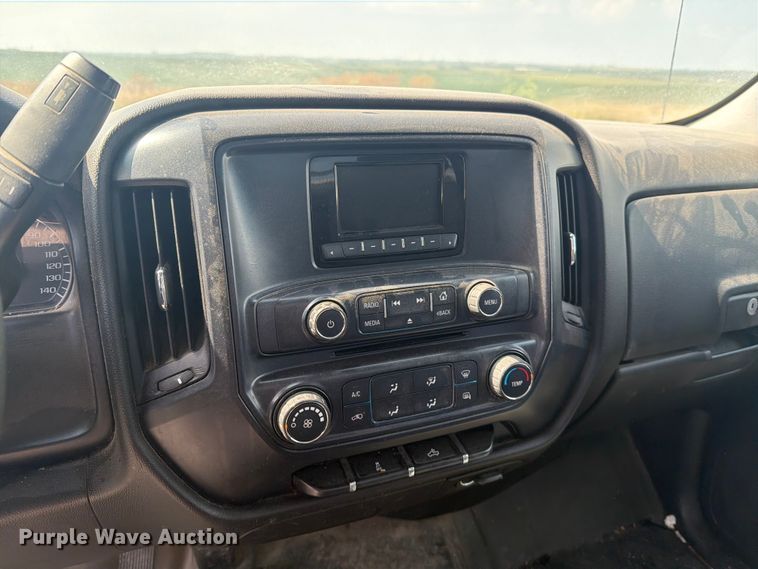 image for item DV8555 2014 Chevrolet Silverado pickup truck