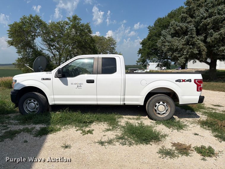 image for item DV8556 2019 Ford F150 Ext. Cab pickup truck