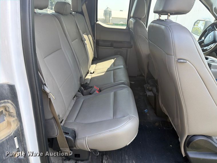 image for item DV8556 2019 Ford F150 Ext. Cab pickup truck