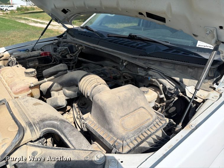 image for item DV8556 2019 Ford F150 Ext. Cab pickup truck