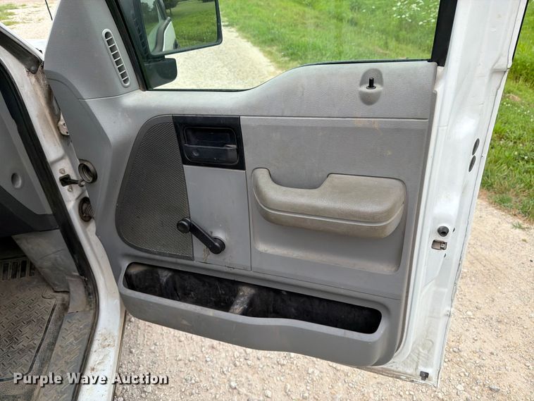 image for item DV8562 2008 Ford F150 pickup truck