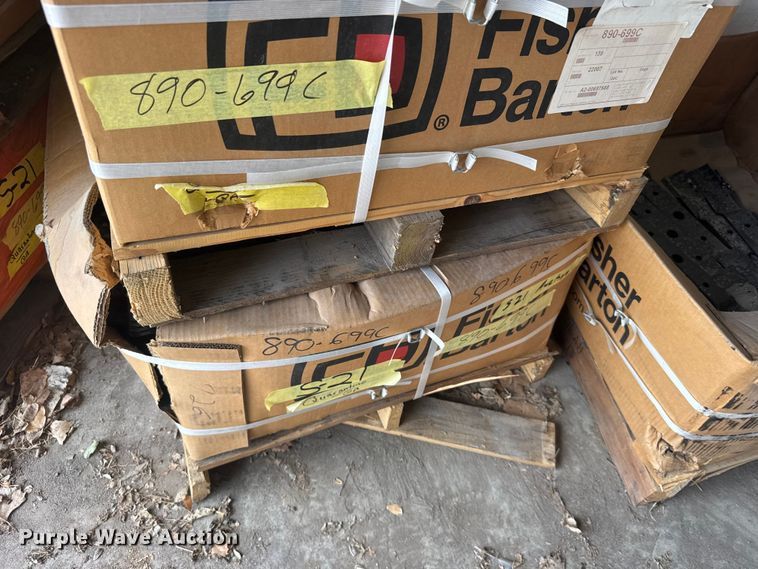 image for item DY3088 Approximately (1,055) 890-699c mower blades