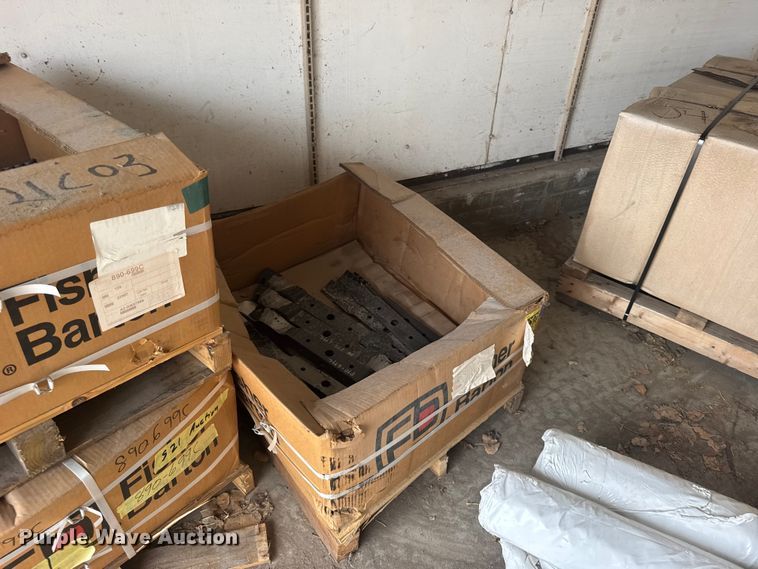 image for item DY3088 Approximately (1,055) 890-699c mower blades