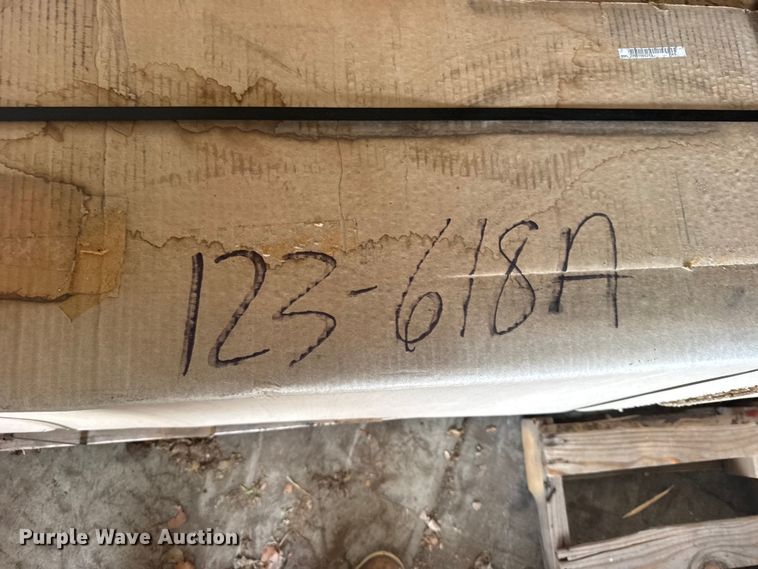 image for item DY3090 Great Plains 20-8 small seeder box 