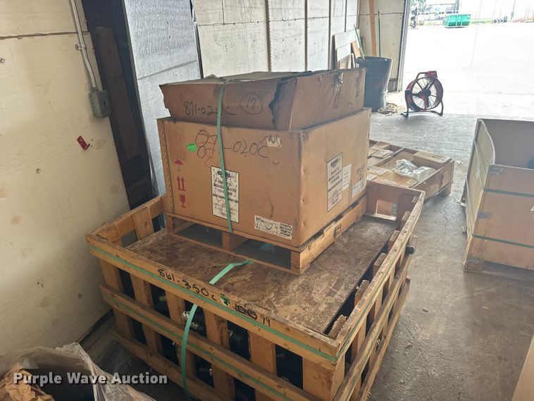 image for item DY3094 (6) crates of hydraulic hoses
