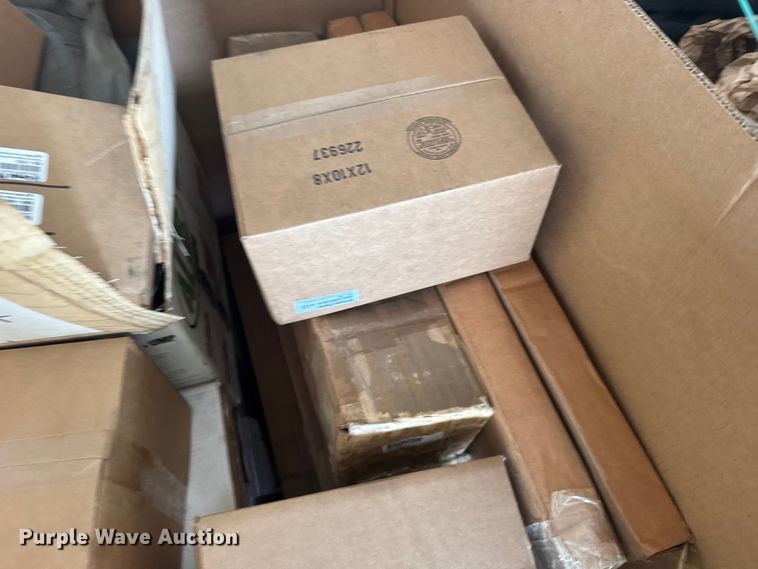 image for item DY3095 Crate of parts
