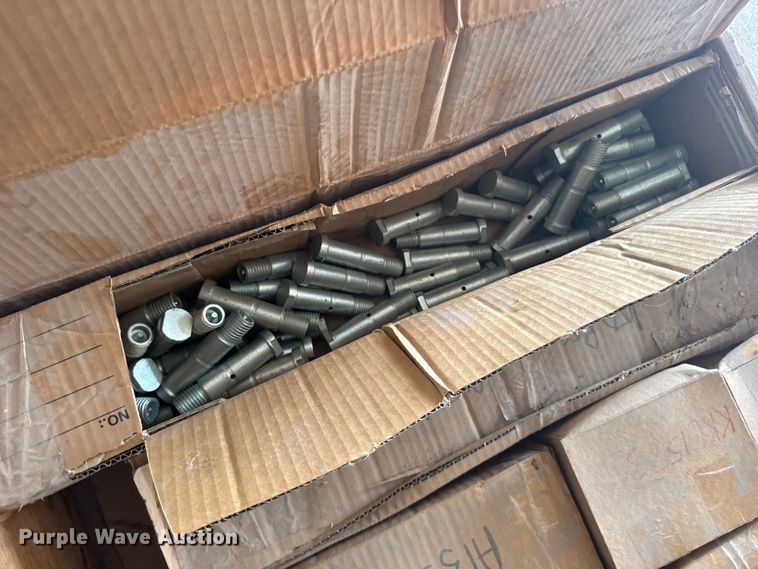 image for item DY3097 Approximately 325 M20x90 10.9 hex bolts