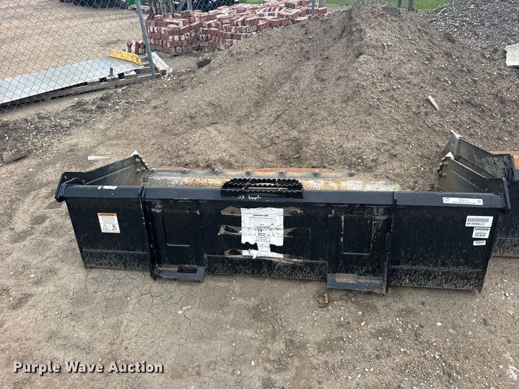 image for item DY3111 Land Pride AP-HD80LLC Skid steer bucket