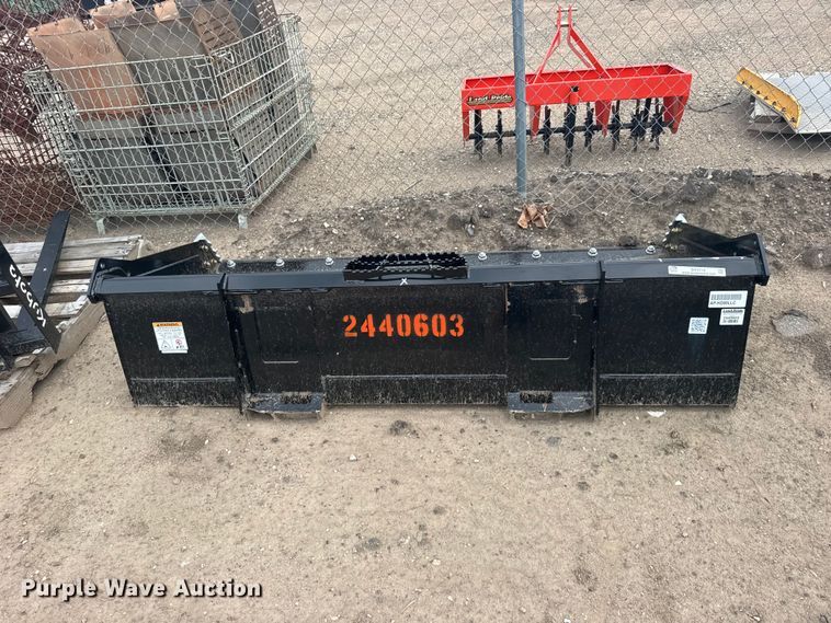 image for item DY3112 Land Pride AP-HD80LLC Skid steer bucket