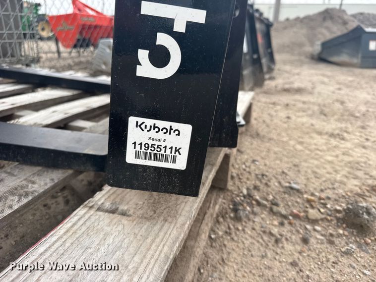 image for item DY3113 Kubota COF1242 compact skid steer forks