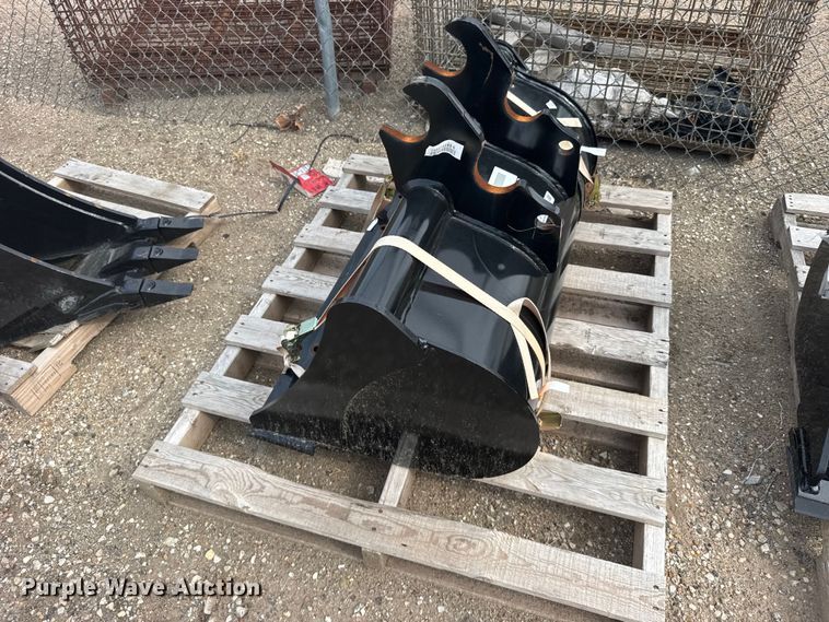 image for item DY3117 Mini excavator bucket