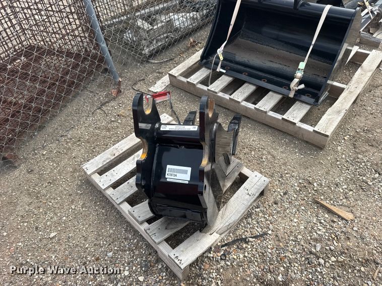 image for item DY3118 Mini excavator bucket