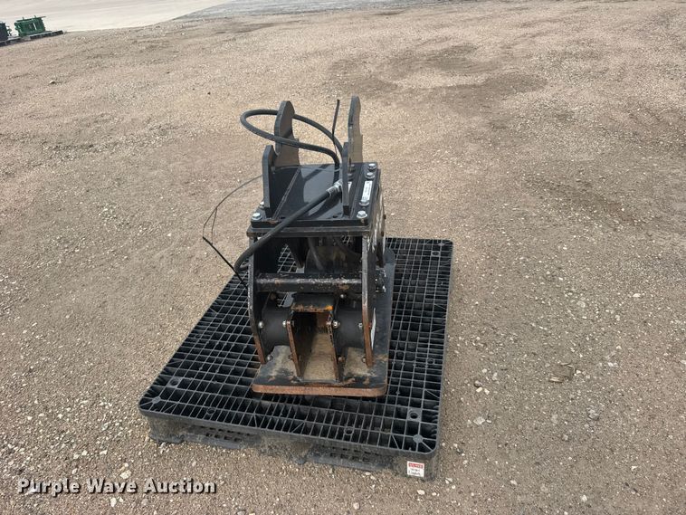image for item DY3120 Kubota PC700 plate compactor